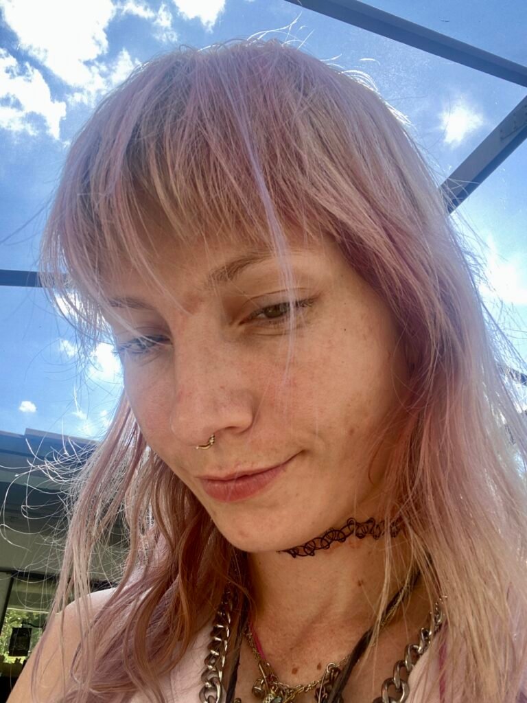 A picture from today, Saturday November 8th 2025